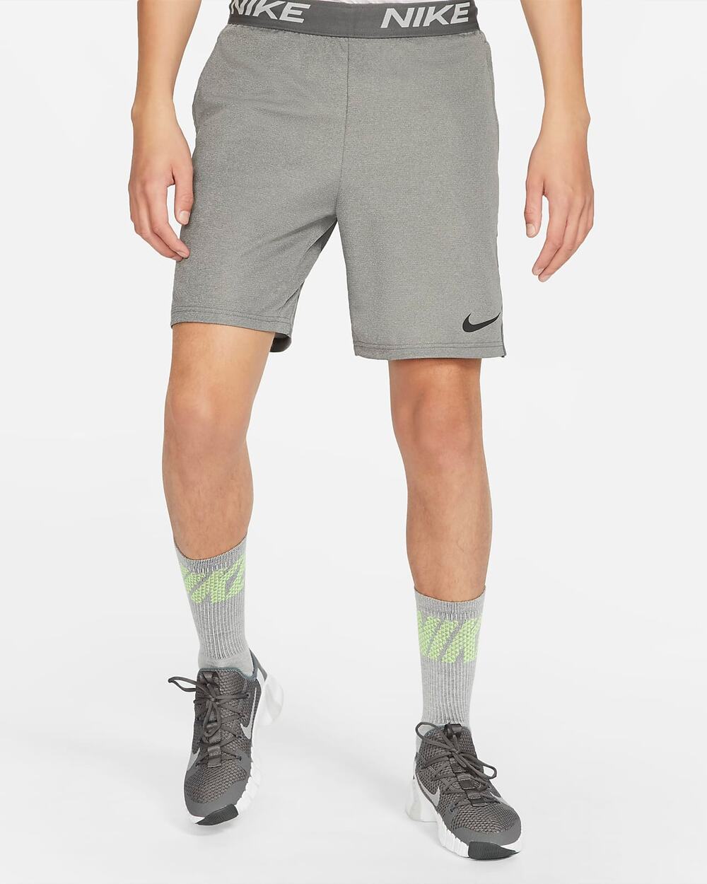 Nike Dri-FIT Men's Training Shorts Veneer Gray Size Medium